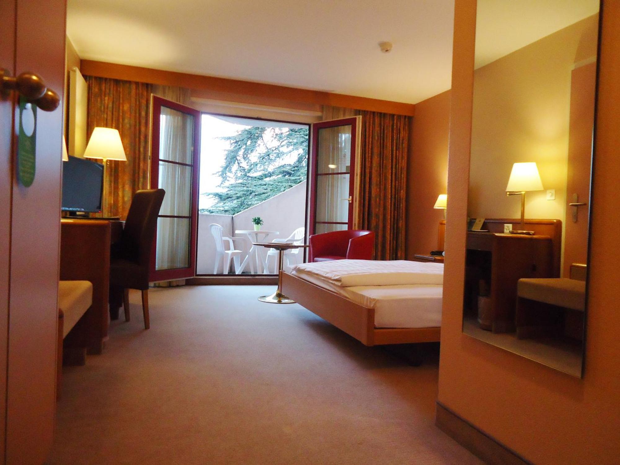 Hotel Le Cedre Bex Room photo