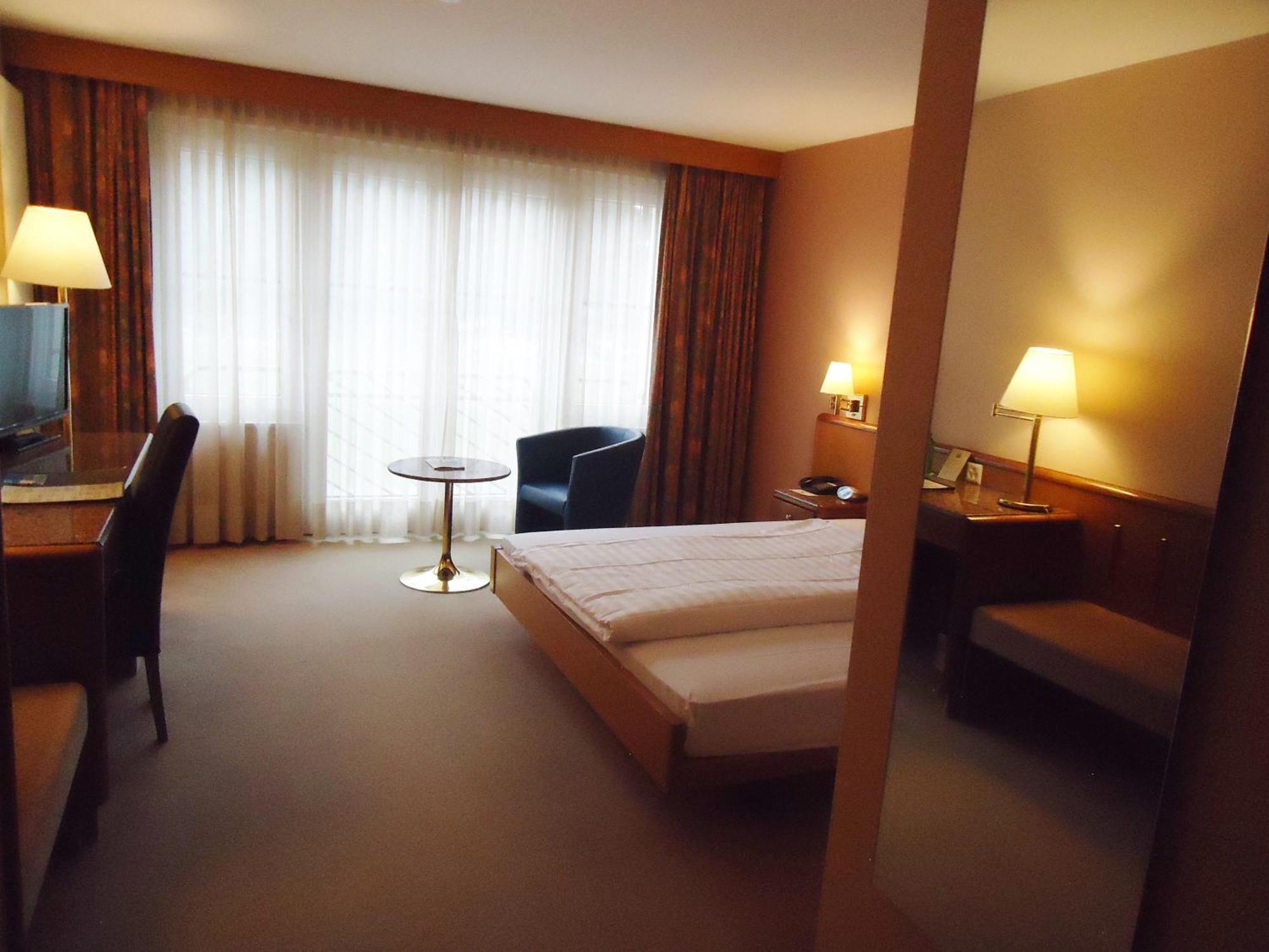 Hotel Le Cedre Bex Room photo